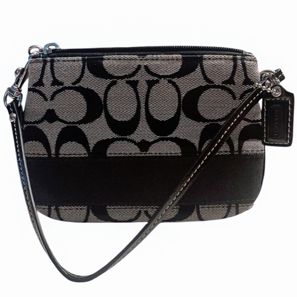 NEW Coach Classic Signature Monogram Black/Grey Wristlet. - Picture 1 of 5